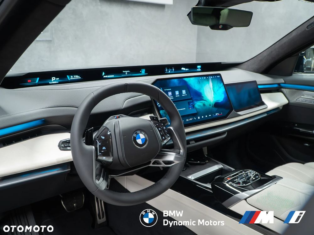 BMW Seria 7 740 xDrive - 15