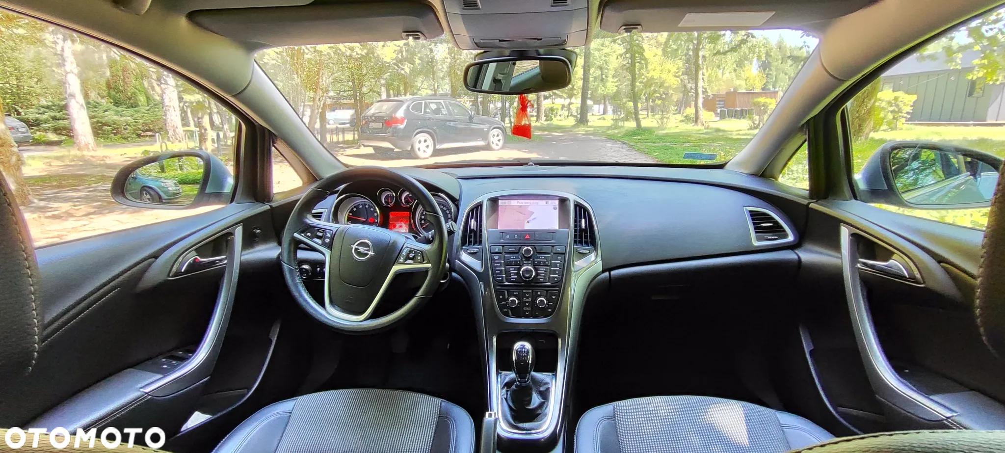Opel Astra IV 1.6 T SIDI Cosmo S&S - 15