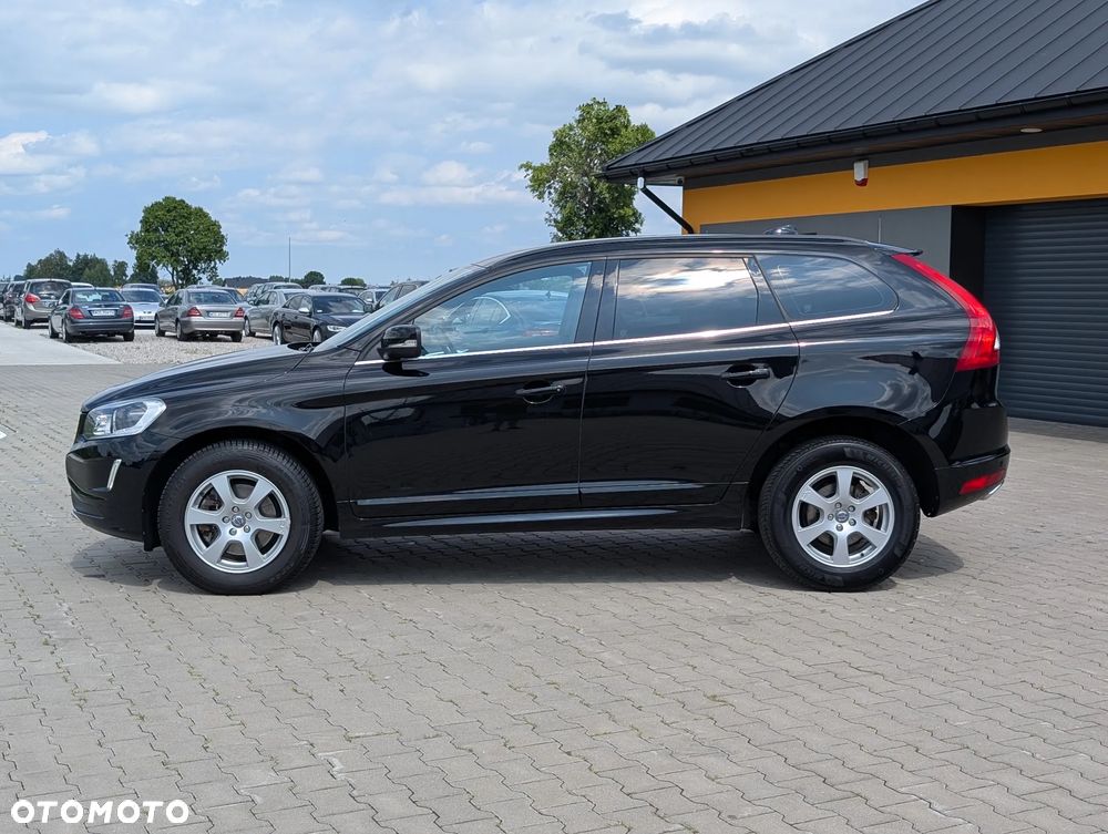 Volvo XC 60 D4 Momentum - 11