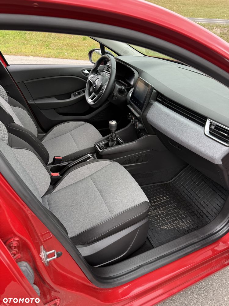 Renault Clio 1.0 TCe Techno - 10
