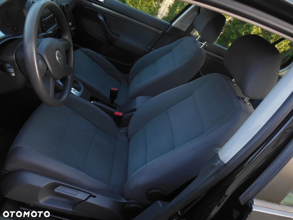 Volkswagen Golf 1.9 TDI DSG Edition - 21