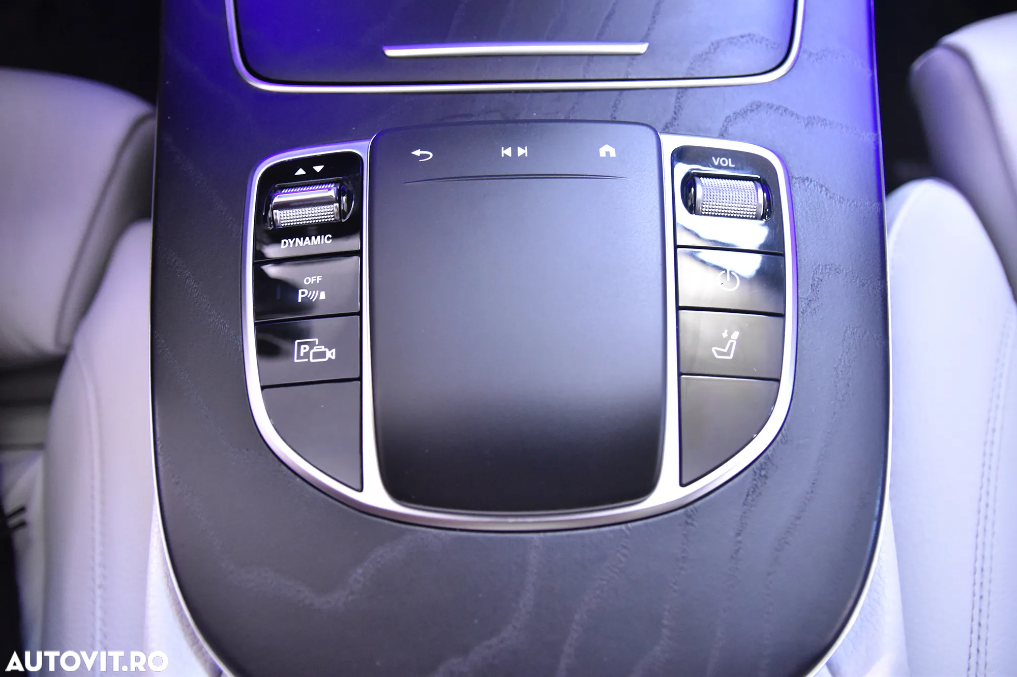 Mercedes-Benz E 300 de T 9G-TRONIC - 17