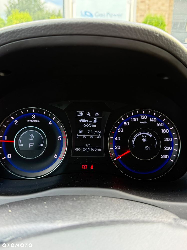 Hyundai i40 Kombi 1.7 CRDi DCT Style - 12