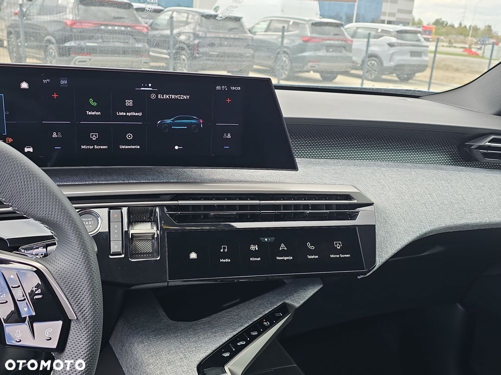 Peugeot 3008 1.2 PureTech mHEV GT Exclusive e-DCS6 - 19