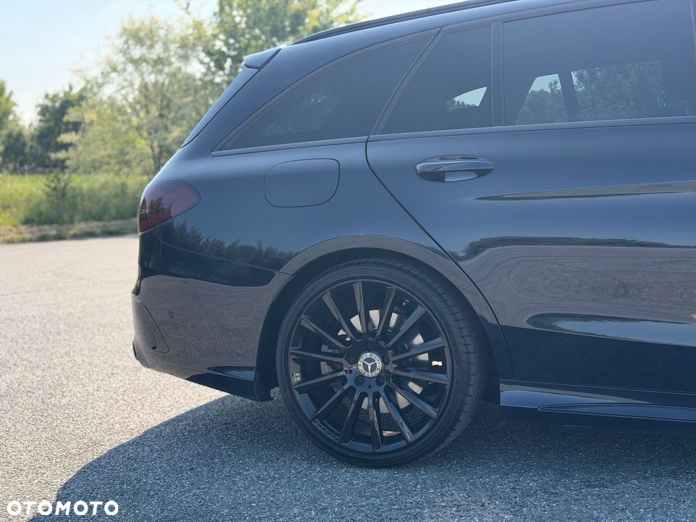Mercedes-Benz Klasa C AMG 43 4Matic 9G-TRONIC - 13