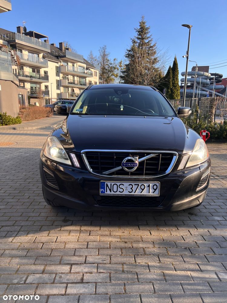 Volvo XC 60 D3 Momentum - 9