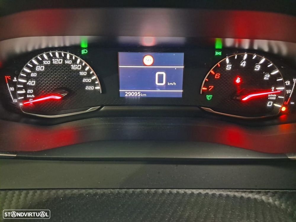 Peugeot 2008 1.2 PureTech Active - 18