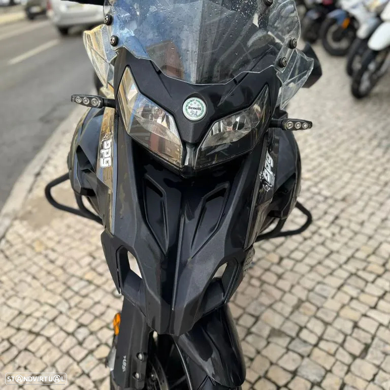 Benelli TRK 502 - 10