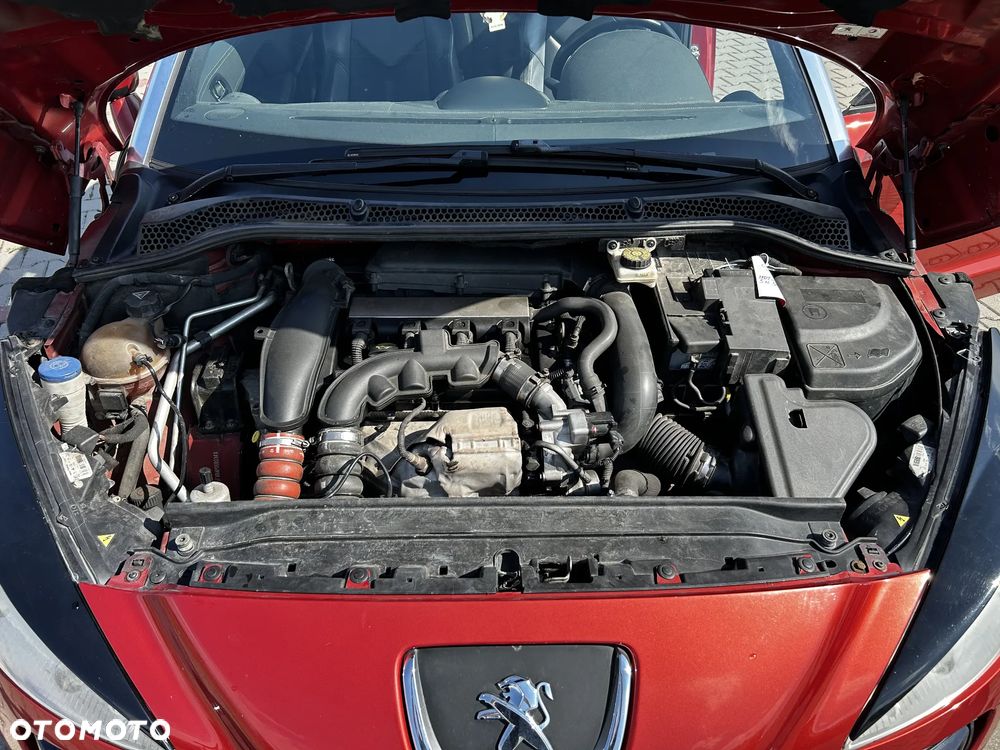 Peugeot RCZ 1.6 THP - 10