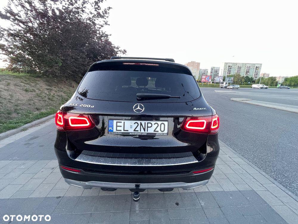 Mercedes-Benz GLC 200 d 4-Matic Business Edition - 4