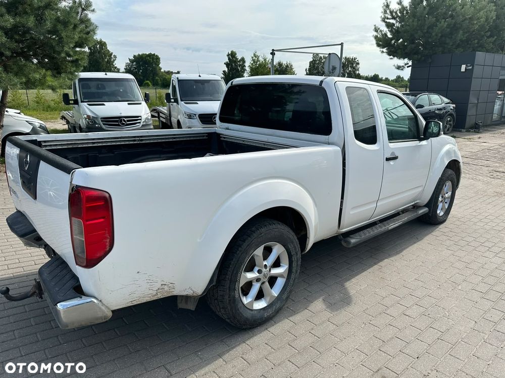 Nissan Navara - 3
