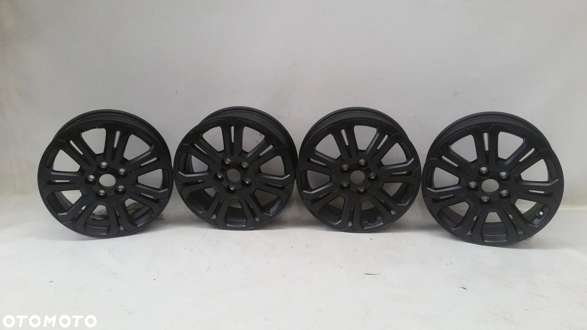 Felgi aluminiowe TRAFIC VIVARO TALENTO PRIMASTAR 5x114,3 - 1