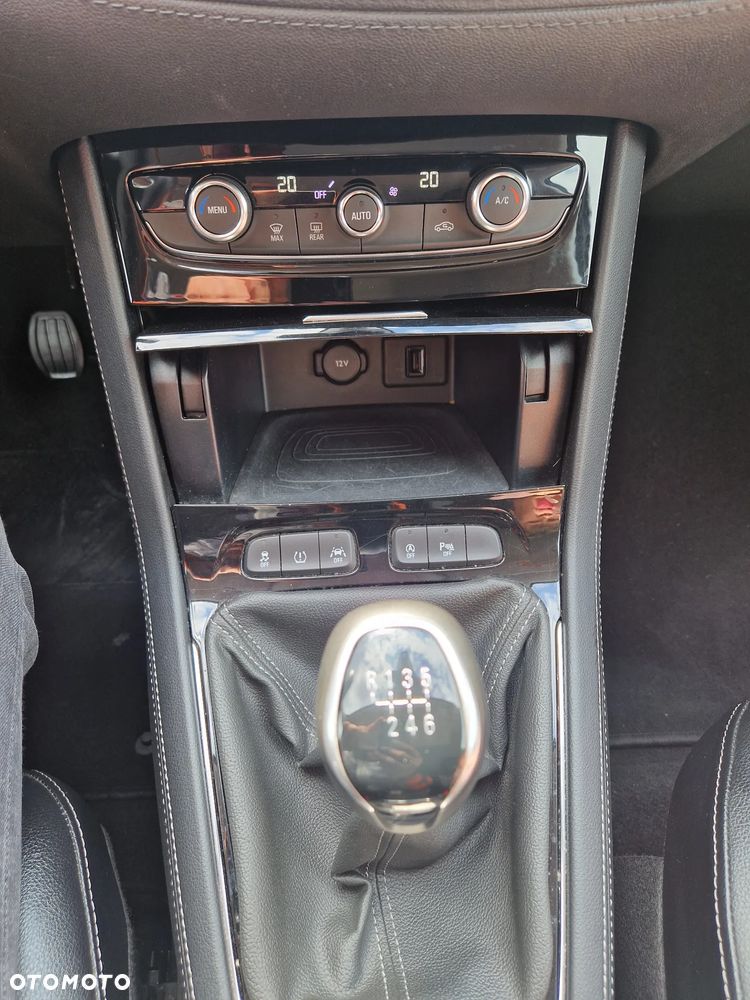 Opel Grandland X 1.2 Start/Stop Business INNOVATION - 25