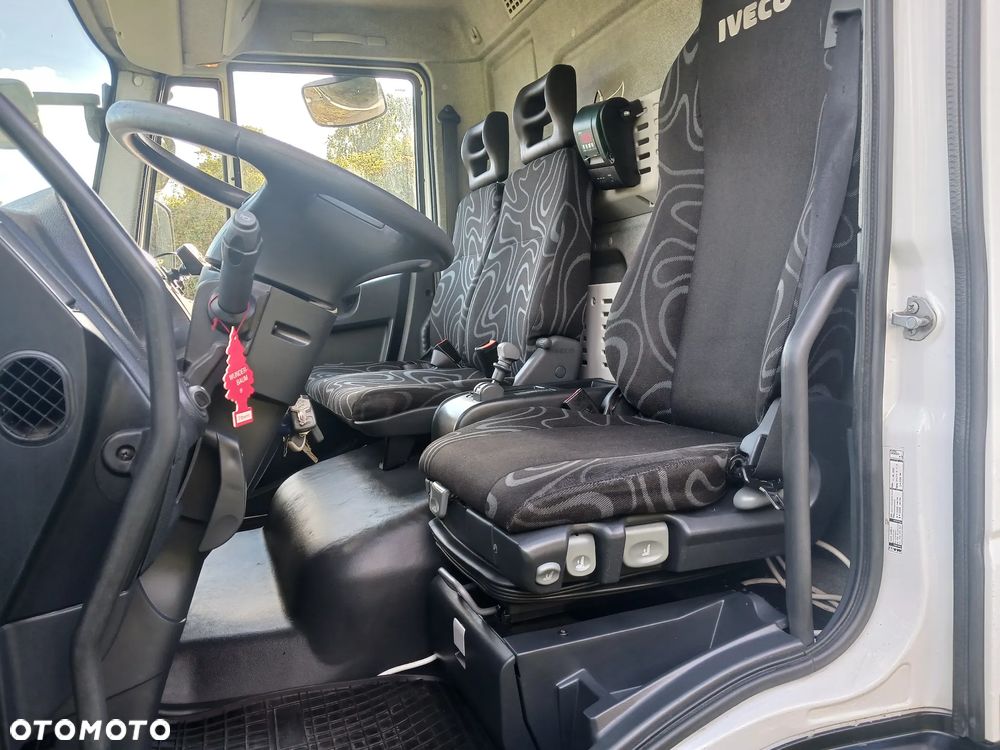 Iveco Eurocargo Izoterma 180KM 255 tyś Chłodnia Mroźnia 13r 100E18 Salon 230V KLIMA Agregat - 3