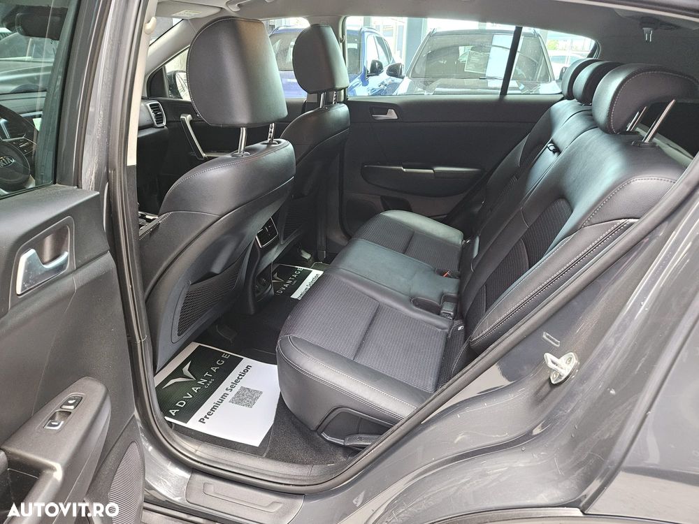 Kia Sportage 2.0 DSL 8AT HP 4x4 Classic - 9