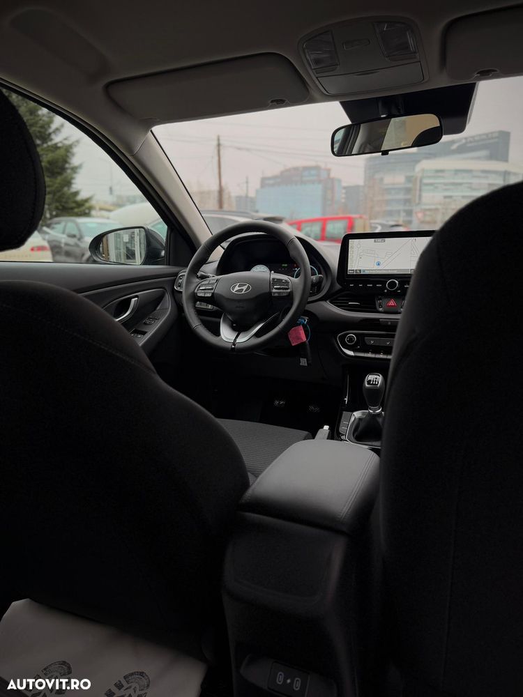 Hyundai i30 1.5 96CP M/T Comfort - 8