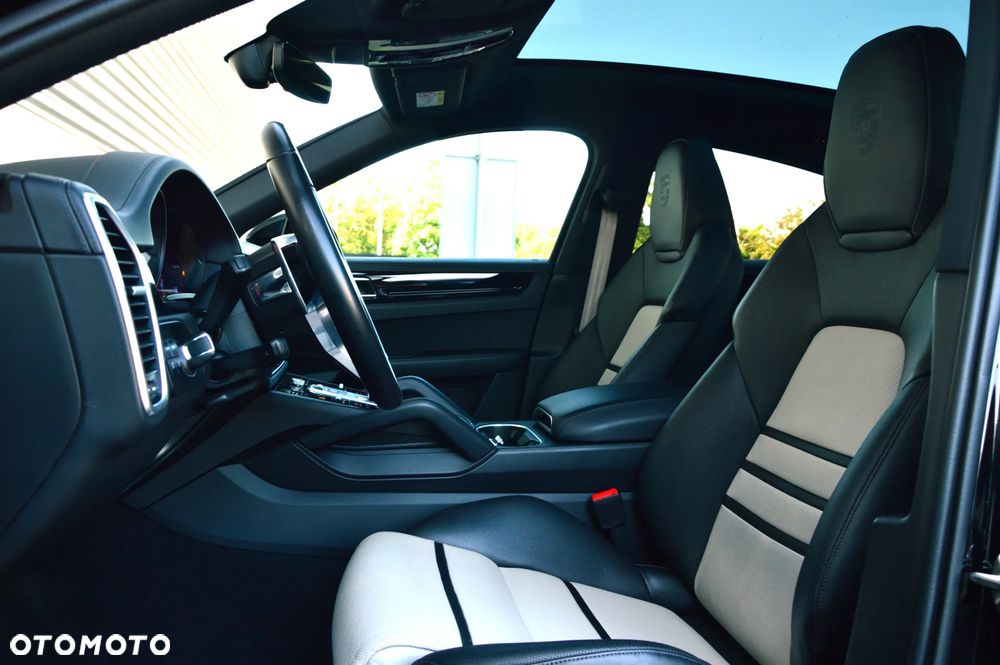 Porsche Cayenne E-Hybrid PHEV - 16