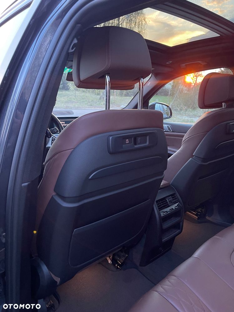 BMW X5 xDrive45e - 24