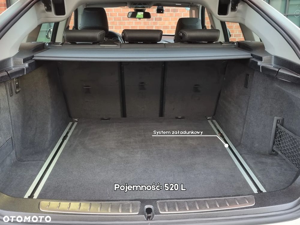BMW Seria 3 320i xDrive Sport Line - 16