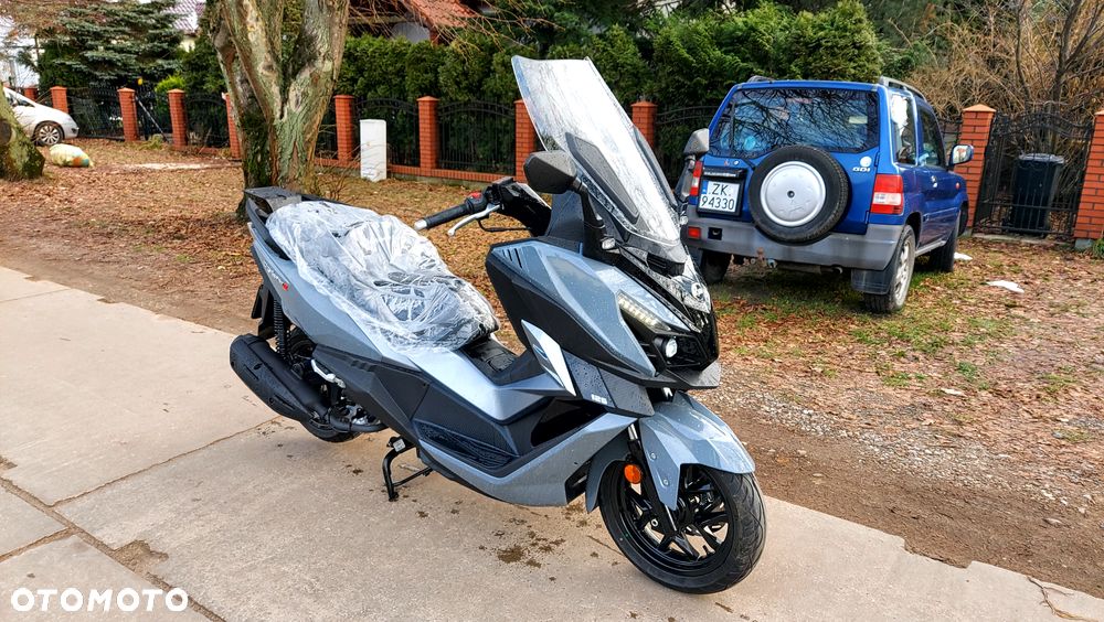 SYM CRUiSYM - 11