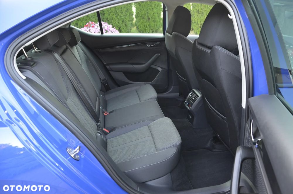 Skoda Octavia 2.0 TDI DSG Ambition - 18