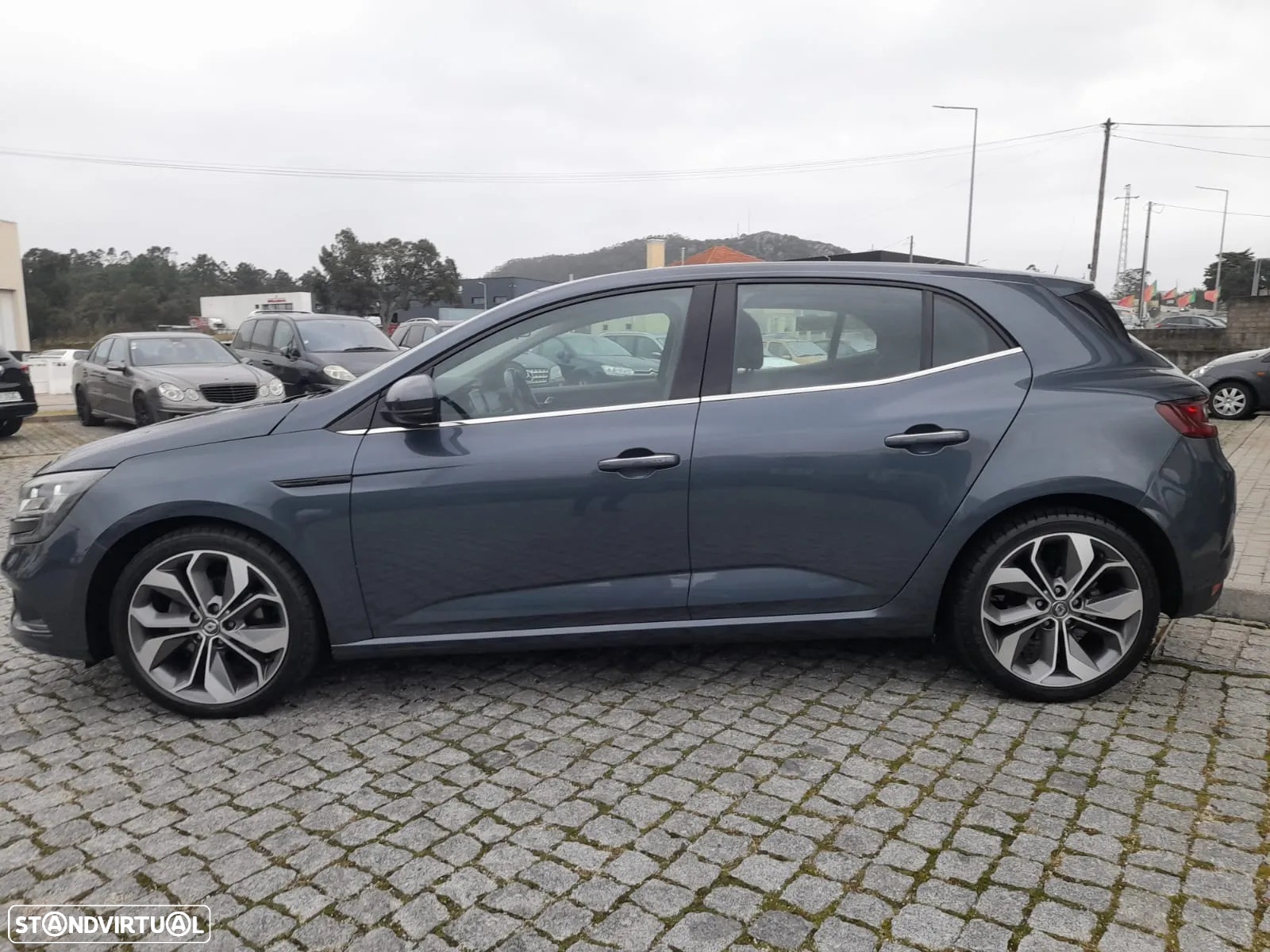 Renault Mégane 1.5 Blue dCi Equilibre EDC - 10