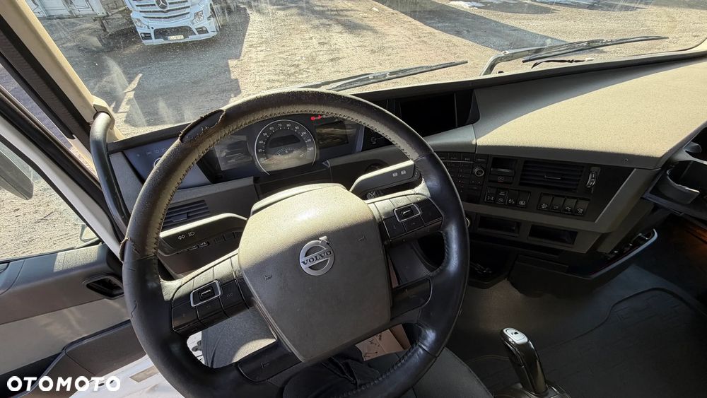 Volvo FH460 - 12