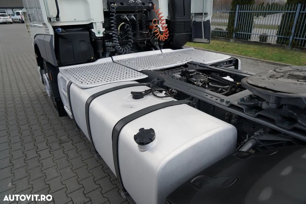 DAF XF 460 / SPACE CAB / EURO 6 - 13