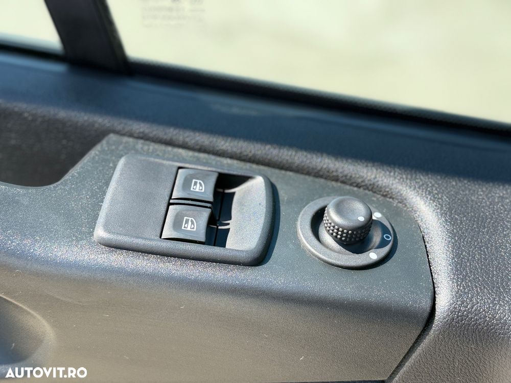 Renault Trafic (ENERGY) Start & Stop Combi Expression - 16