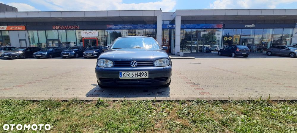 Volkswagen Golf 1.6 Comfortline - 3