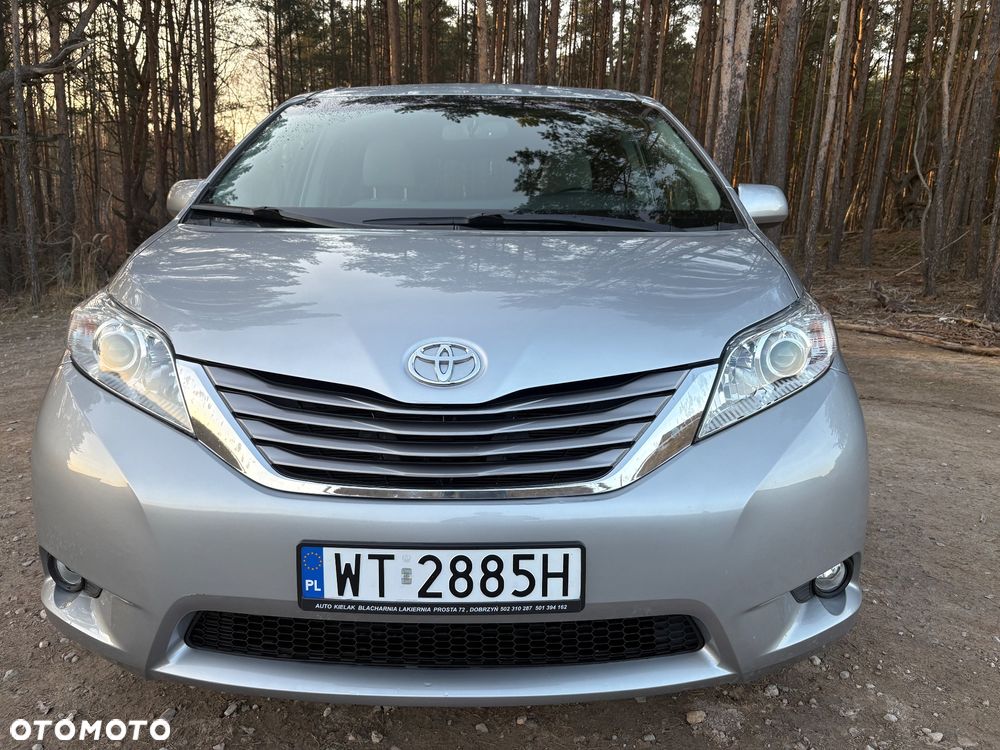 Toyota Sienna 3.5 V6 SE - 15