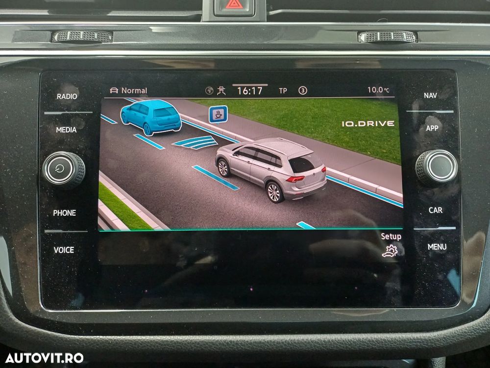 Volkswagen Tiguan 2.0 TDI SCR DSG 4Motion Life - 25