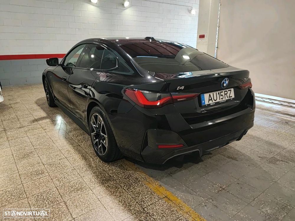 BMW i4 eDrive40 Desportiva M - 3