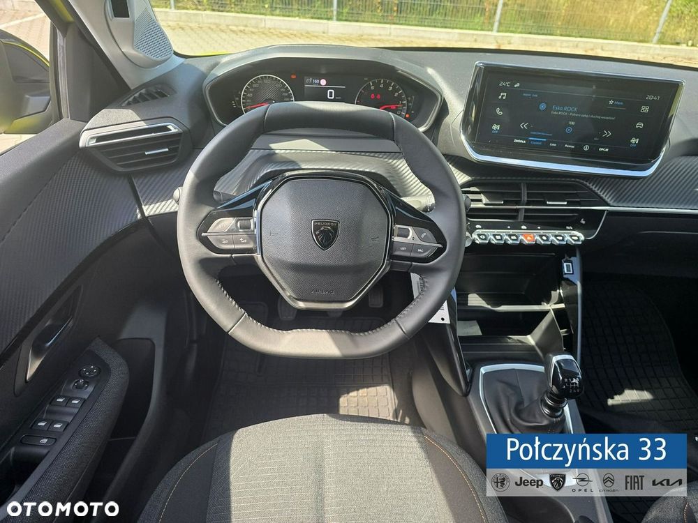 Peugeot 208 - 19