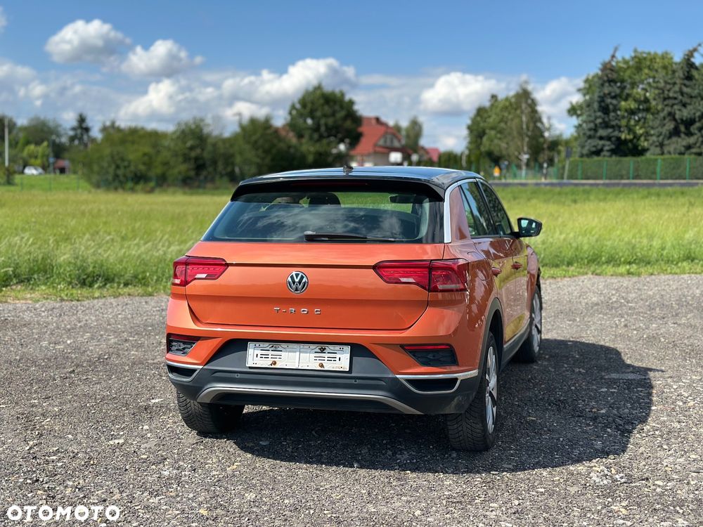 Volkswagen T-Roc - 13