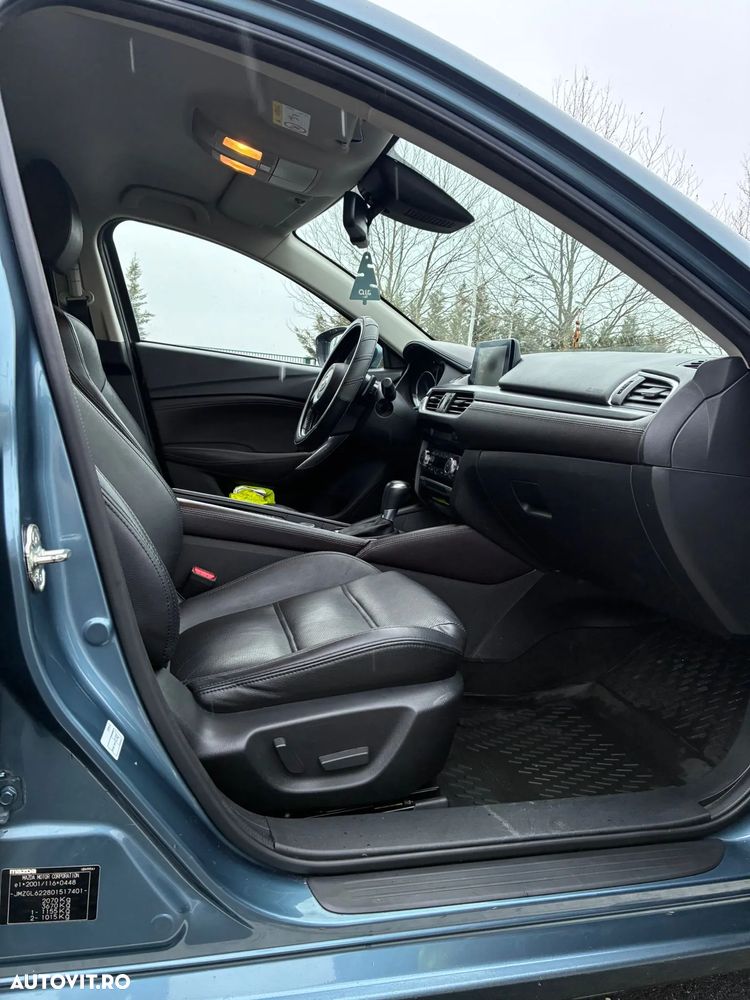 Mazda 6 CD175 AT Revolution Top - 16