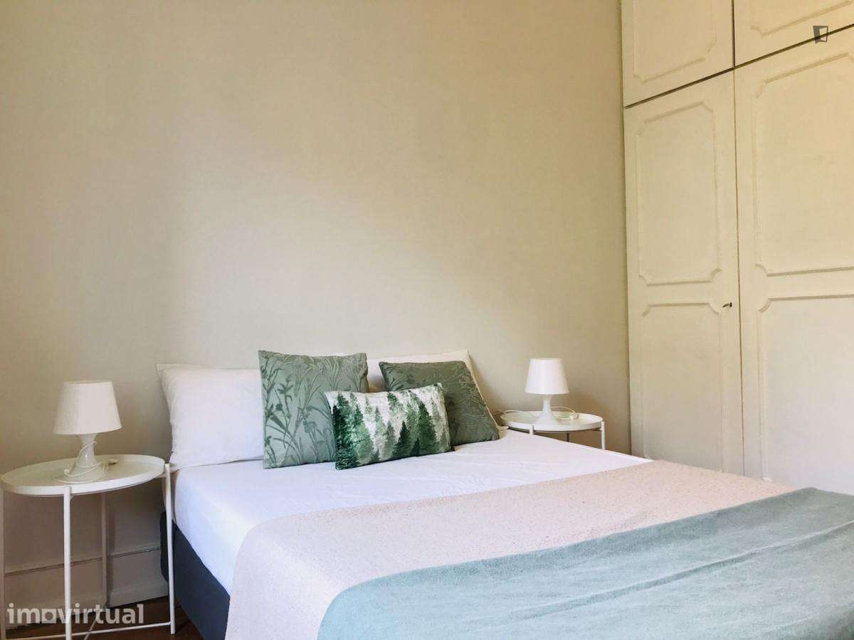 Quarto - localizado em Saldanha Lisbon - Grande imagem: 2/7