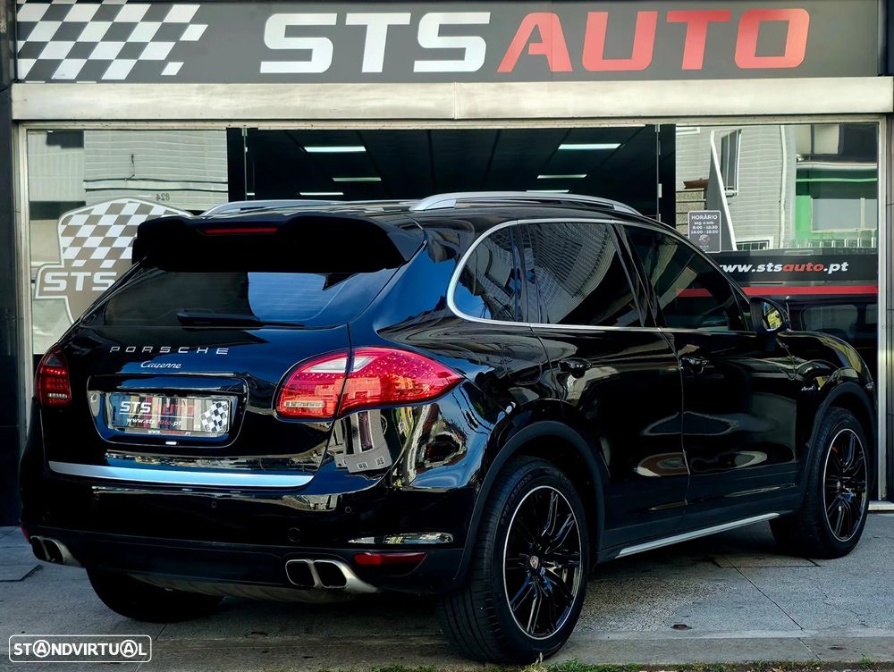Porsche Cayenne 3.0 V6 - 4