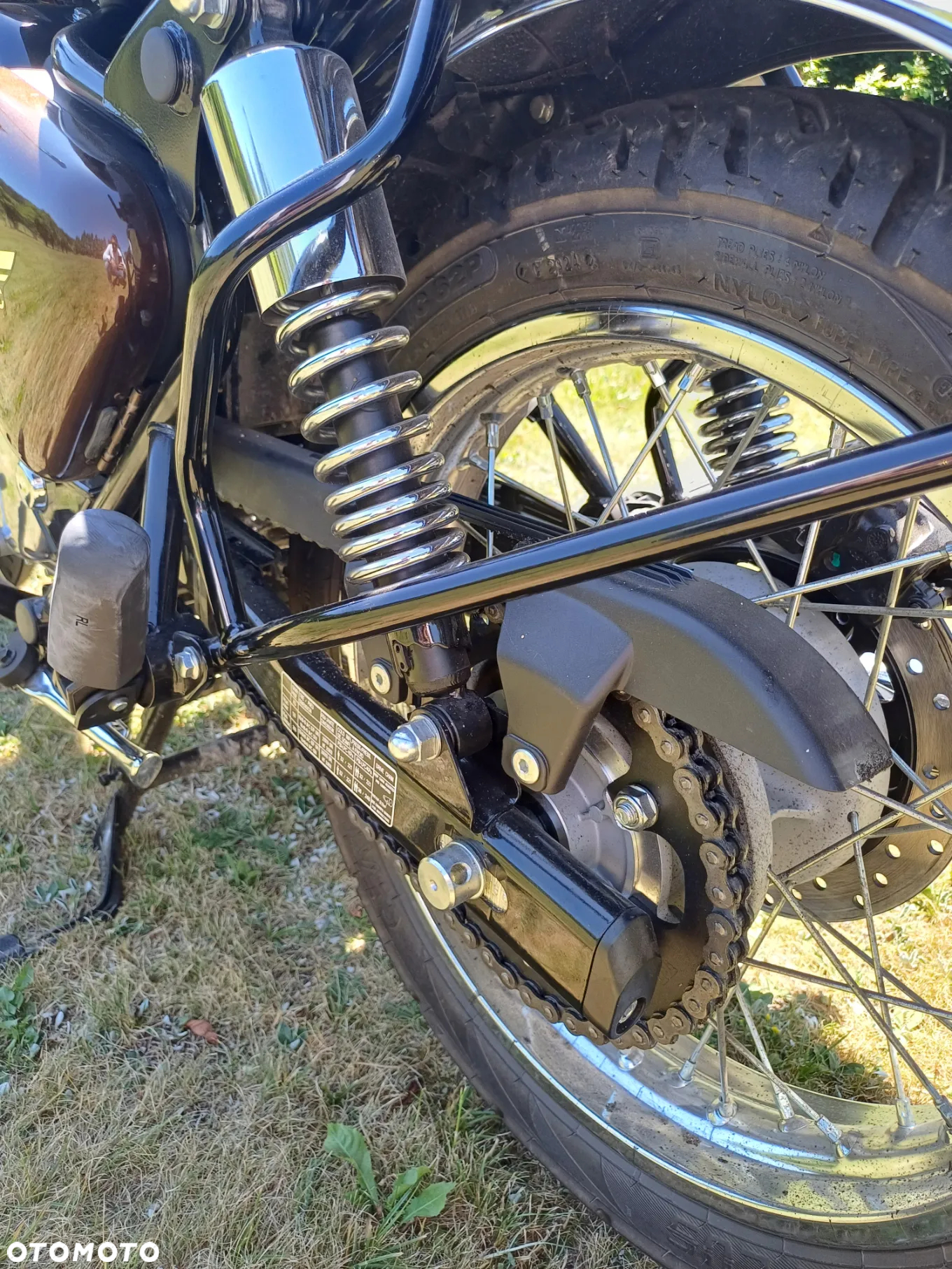 Royal Enfield Bullet 350 - 10
