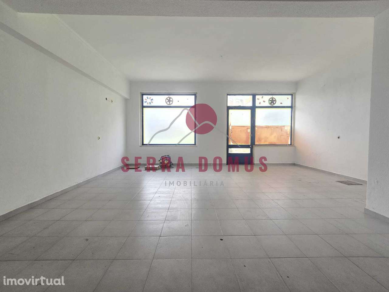 Loja com 70 m² localizada na Rinchoa - Grande imagem: 4/9