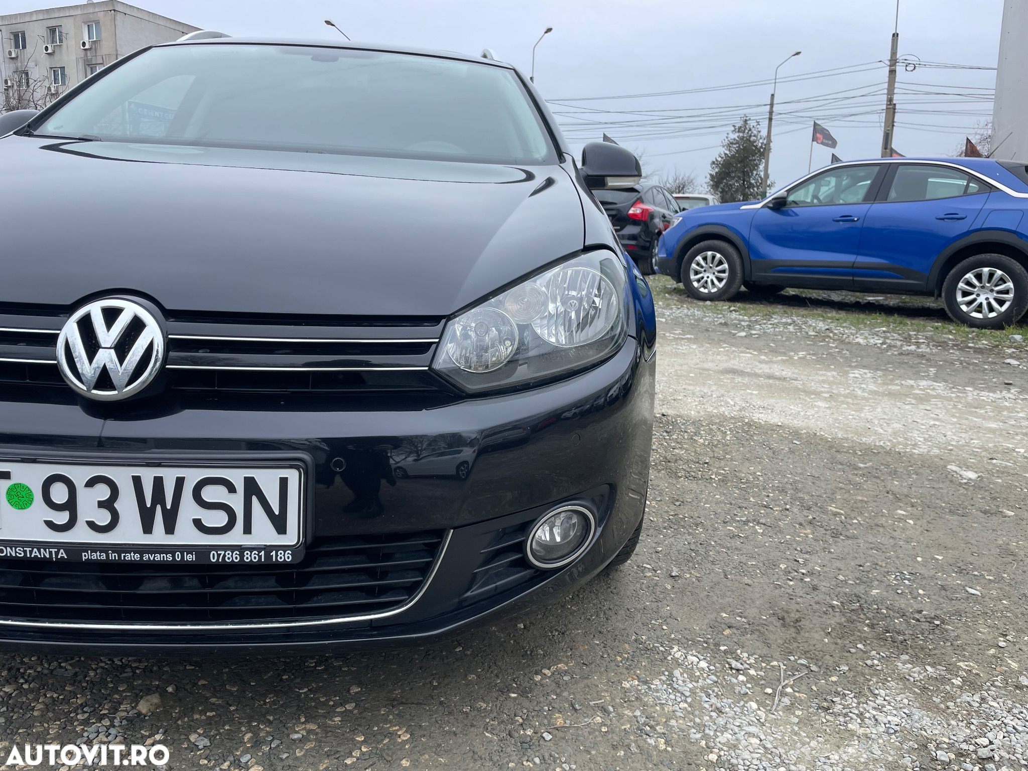 Volkswagen Golf - 25