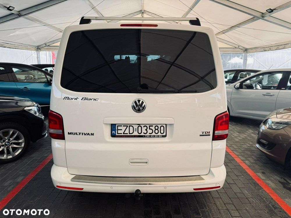 Volkswagen Multivan - 13