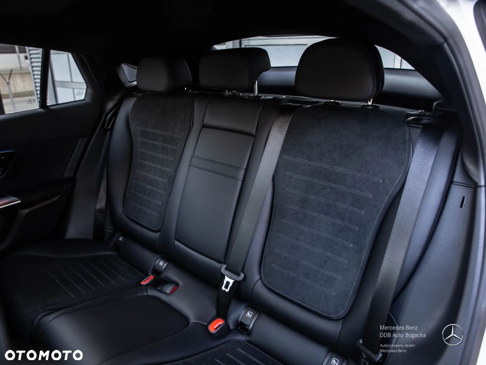 Mercedes-Benz GLC 200 d mHEV 4-Matic AMG Line - 13
