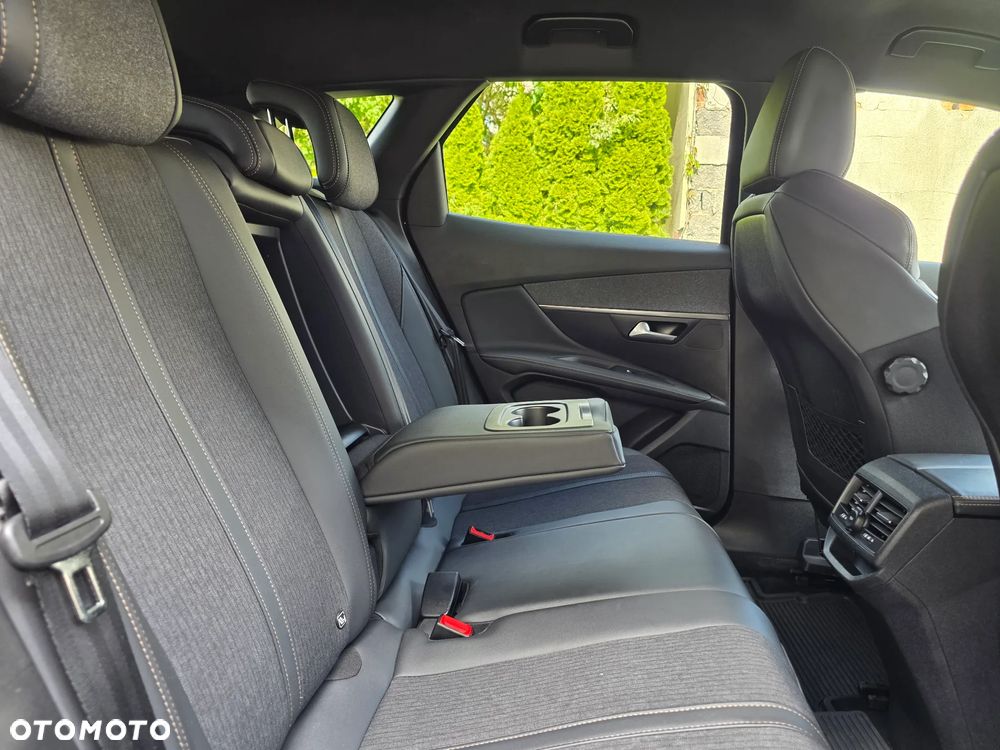 Peugeot 3008 1.5 BlueHDi GT Pack S&S EAT8 - 29
