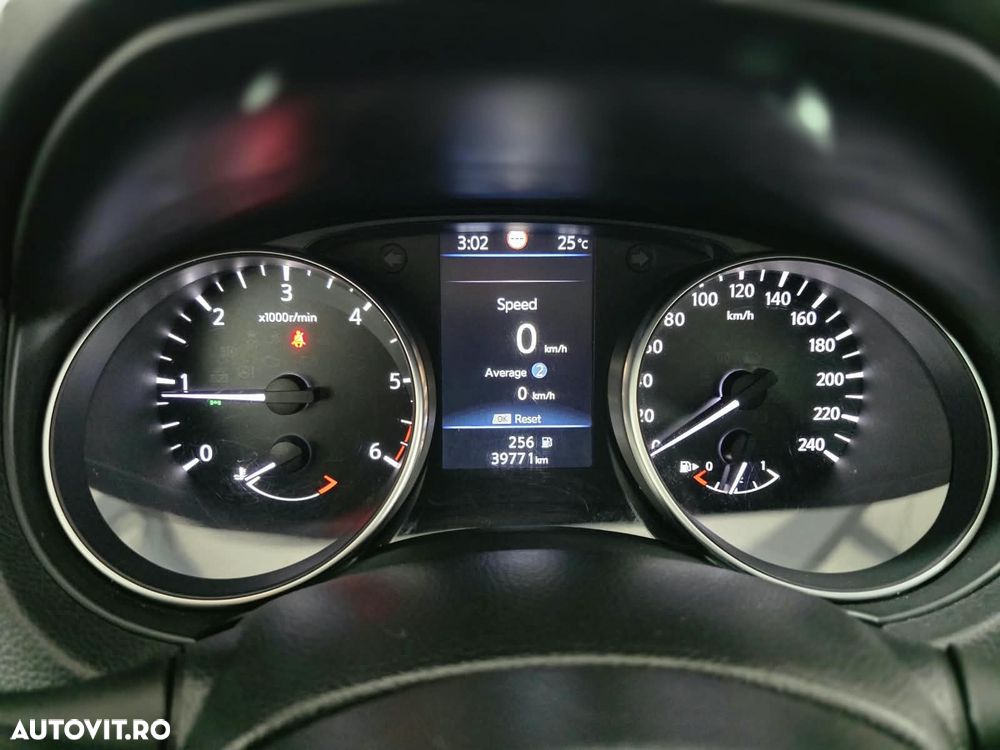 Nissan Qashqai 1.7D 150CP ALL MODE 4X4-I Tekna Bose - 6