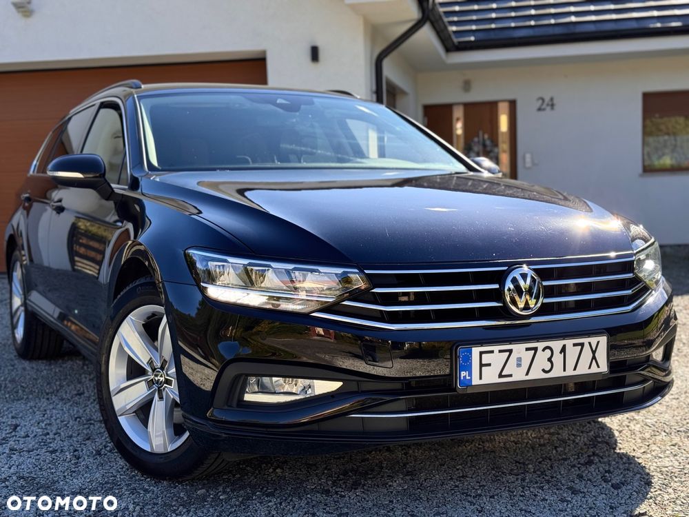 Volkswagen Passat Variant 2.0 TDI SCR DSG Comfortline - 19