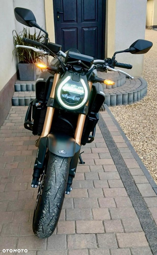 Honda CB - 4