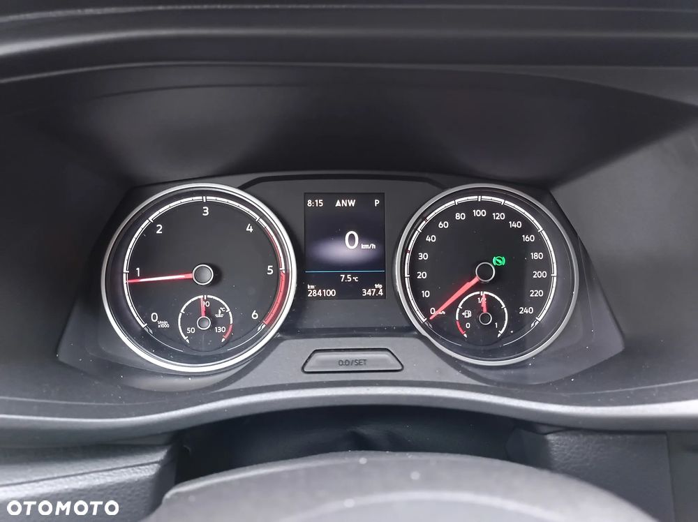 Volkswagen Multivan 2.0 TDI L1 Trendline DSG - 9