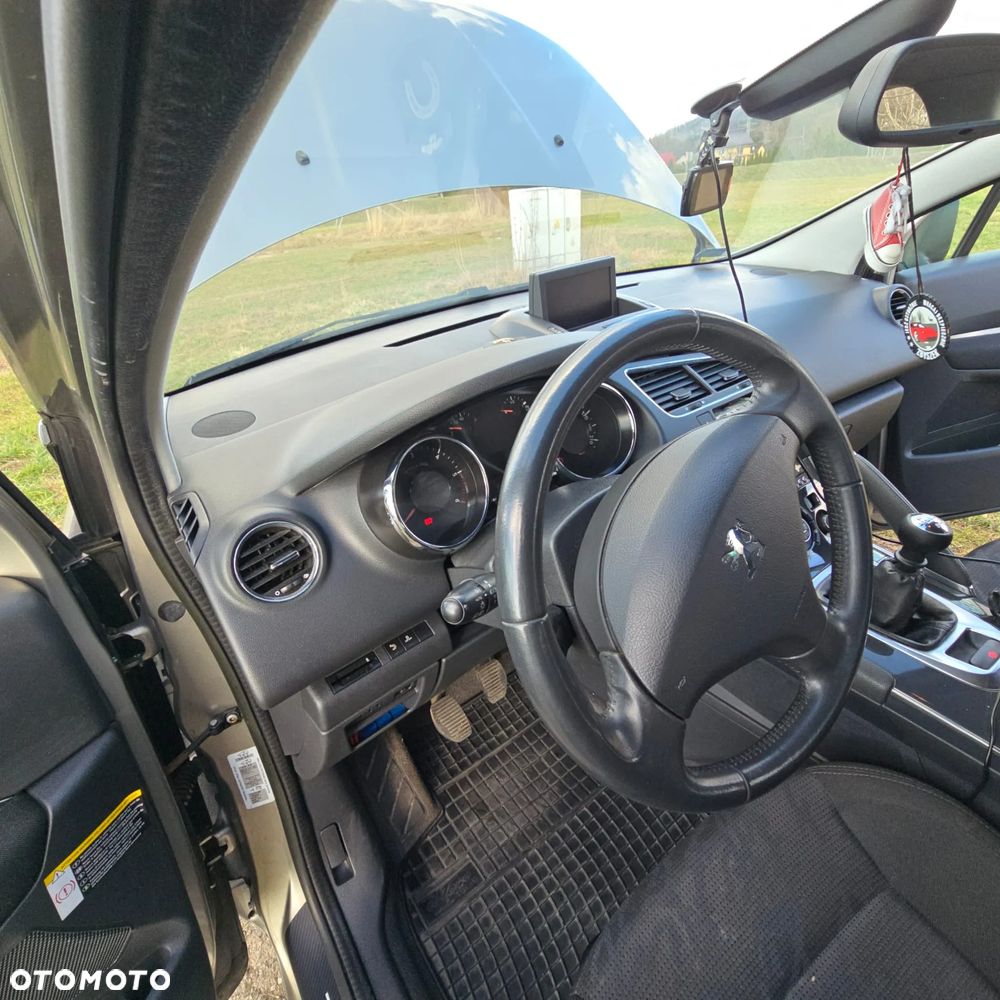 Peugeot 3008 ver-1-6-hdi-trendy - 20