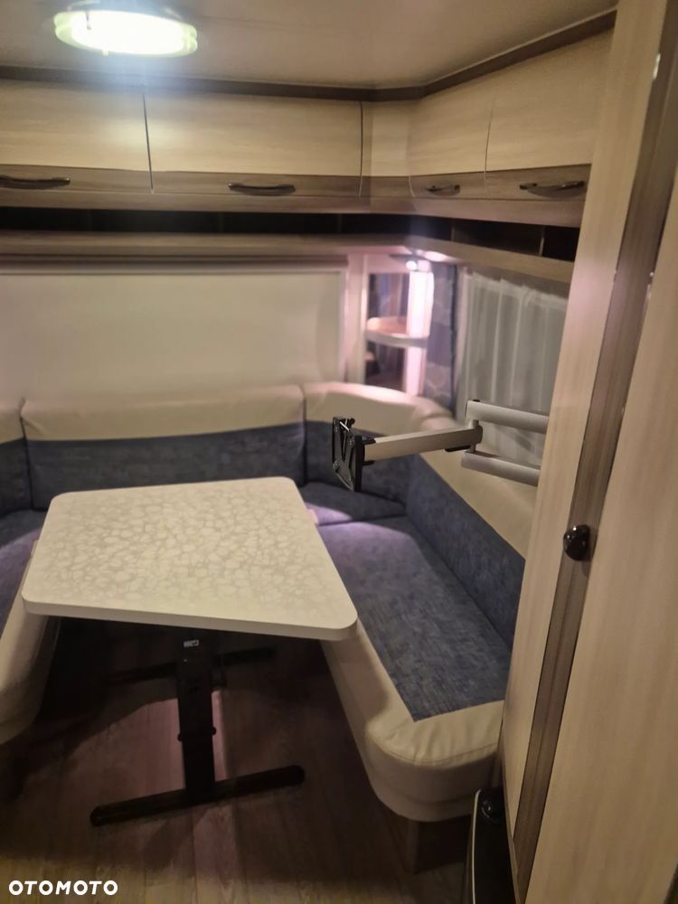 Hobby De Luxe 495 UL - 18